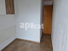 Apartament, 101.00 m², fast neu