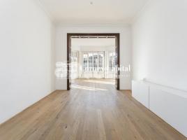 Flat, 238 m², MARE DE DEU DELS REIS