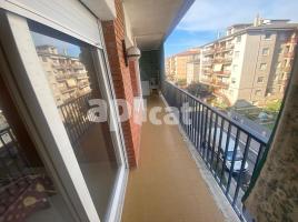 Piso, 66.00 m², cerca de bus y tren