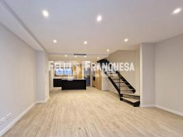 Casa (unifamiliar adossada), 127.00 m², prop de bus i tren, seminou