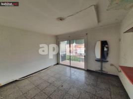 Piso, 66.00 m², cerca de bus y tren