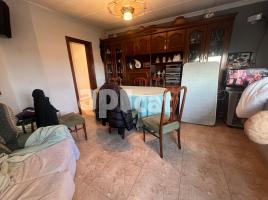 Flat, 106.00 m², near bus and train