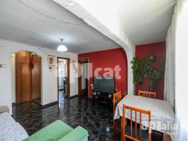 Flat, 75.00 m², near bus and train