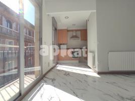 Dúplex, 155.00 m², prop de bus i tren, seminou, Calle del Pla de Ginebret