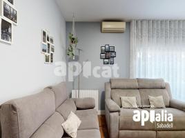 Flat, 116.00 m², near bus and train