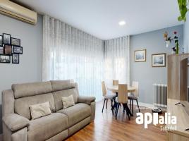 Flat, 116.00 m², near bus and train