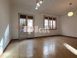 Piso, 123.00 m², cerca de bus y tren