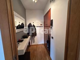 Flat, 115.00 m², near bus and train