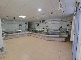 Lloguer local comercial, 142.00 m²