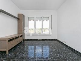 Piso, 75.00 m², cerca de bus y tren