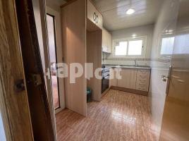 Pis, 75.00 m², prop de bus i tren