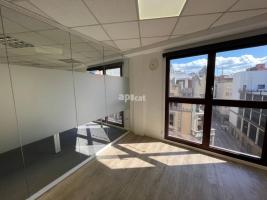 Lloguer oficina, 200.00 m²