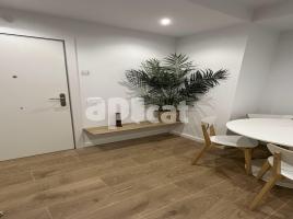 Piso, 53.00 m², cerca de bus y tren