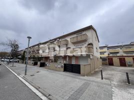  (unifamiliar adossada), 170.00 m², fast neu