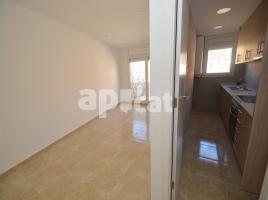 New home - Flat in, 58.00 m², near bus and train, new