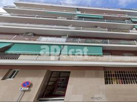 Flat, 90.00 m², near bus and train