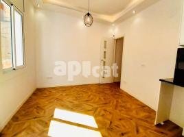 Piso, 98.00 m², cerca bus y metro, Eixample