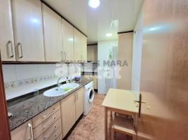 Piso, 69.00 m², cerca de bus y tren, Salesianos