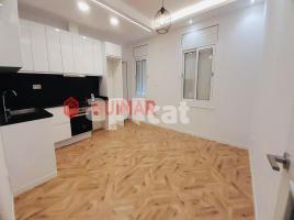 Piso, 98.00 m², cerca de bus y tren