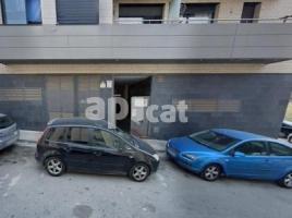 Flat, 124.00 m², near bus and train, almost new, Llevant