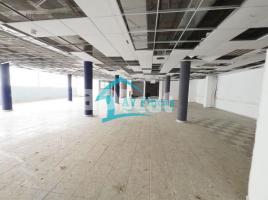 , 390.00 m², Zona Esportiva