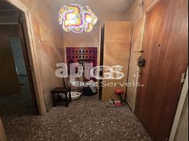 Квартиры, 83.00 m², Рядом с автобусом и метро