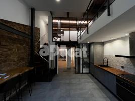 Estudio, 152.00 m², cerca de bus y tren