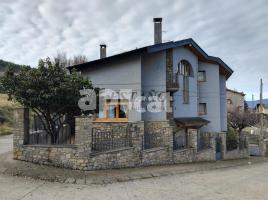 Houses (villa / tower), 213.00 m²