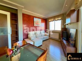 Pis, 71.00 m², حافلة قرب والقطار