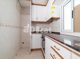 Piso, 74.00 m², cerca de bus y tren