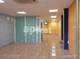 Lloguer local comercial, 100 m², Zona
