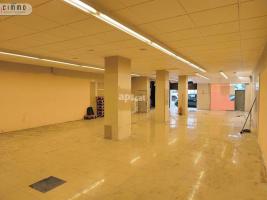 租 , 200.00 m²