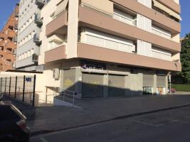 租 , 10.00 m²