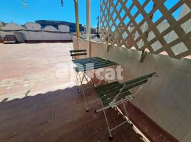 Attic, 52.00 m², near bus and train