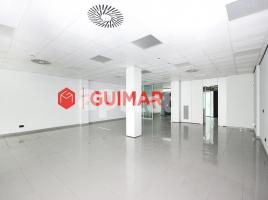 Коммерческая недвижимость, 210.00 m², Sant Just Desvern