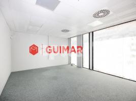 Коммерческая недвижимость, 210.00 m², Sant Just Desvern