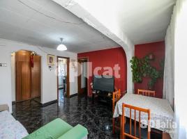 Piso, 75.00 m², cerca de bus y tren