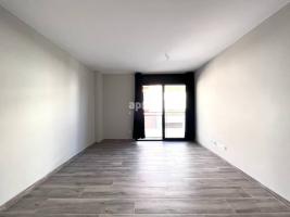 Neubau - Pis in, 80.00 m², neu