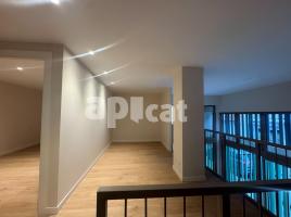 Piso, 85.00 m², cerca de bus y tren, seminuevo