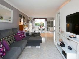  (unifamiliar adossada), 258 m², Zona