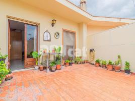  (unifamiliar adossada), 212.00 m², حافلة قرب والقطار, Calle Extremadura