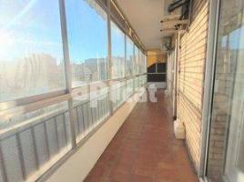 Pis, 98.00 m², prop de bus i tren, Vía Gran Via de les Corts Catalanes