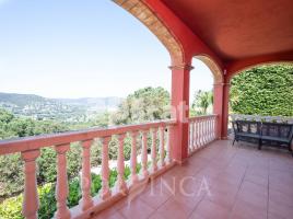 Houses (detached house), 230.00 m², near bus and train, almost new