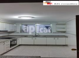 For rent apartament, 96.00 m², near bus and train