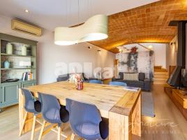  (unifamiliar aïllada), 245 m², 九成新, Calle Montserrat