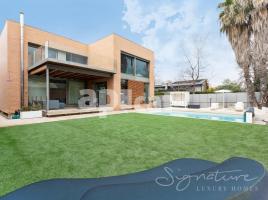 дома (особняк), 569 m², почти новый, Calle Ferran Soldevila