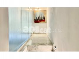 Houses (detached house), 320 m², almost new