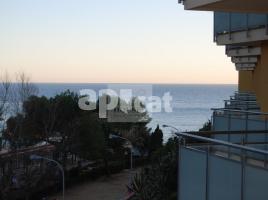 Apartament, 58 m²