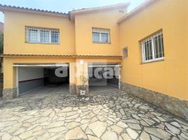 Casa (unifamiliar aïllada), 350 m²
