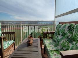 Dúplex, 189.00 m², près de bus et de train, presque neuf